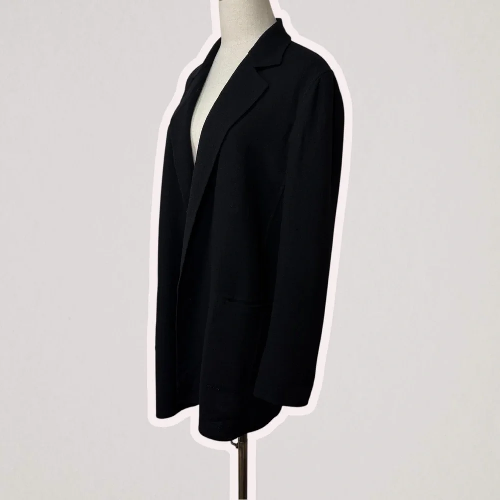 Lafayette 148 New York Black ‘Wynne Nouveau Crepe Blazer’ in Wool Size Large